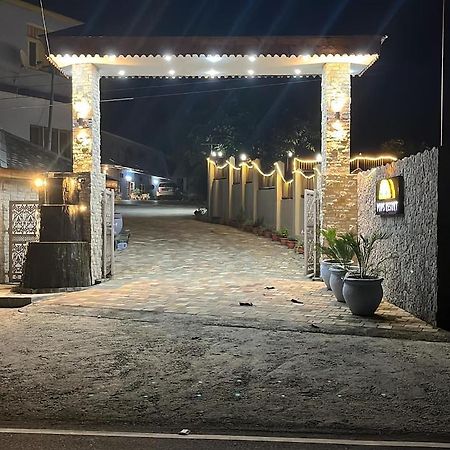 Pops Resort Pālampur Esterno foto