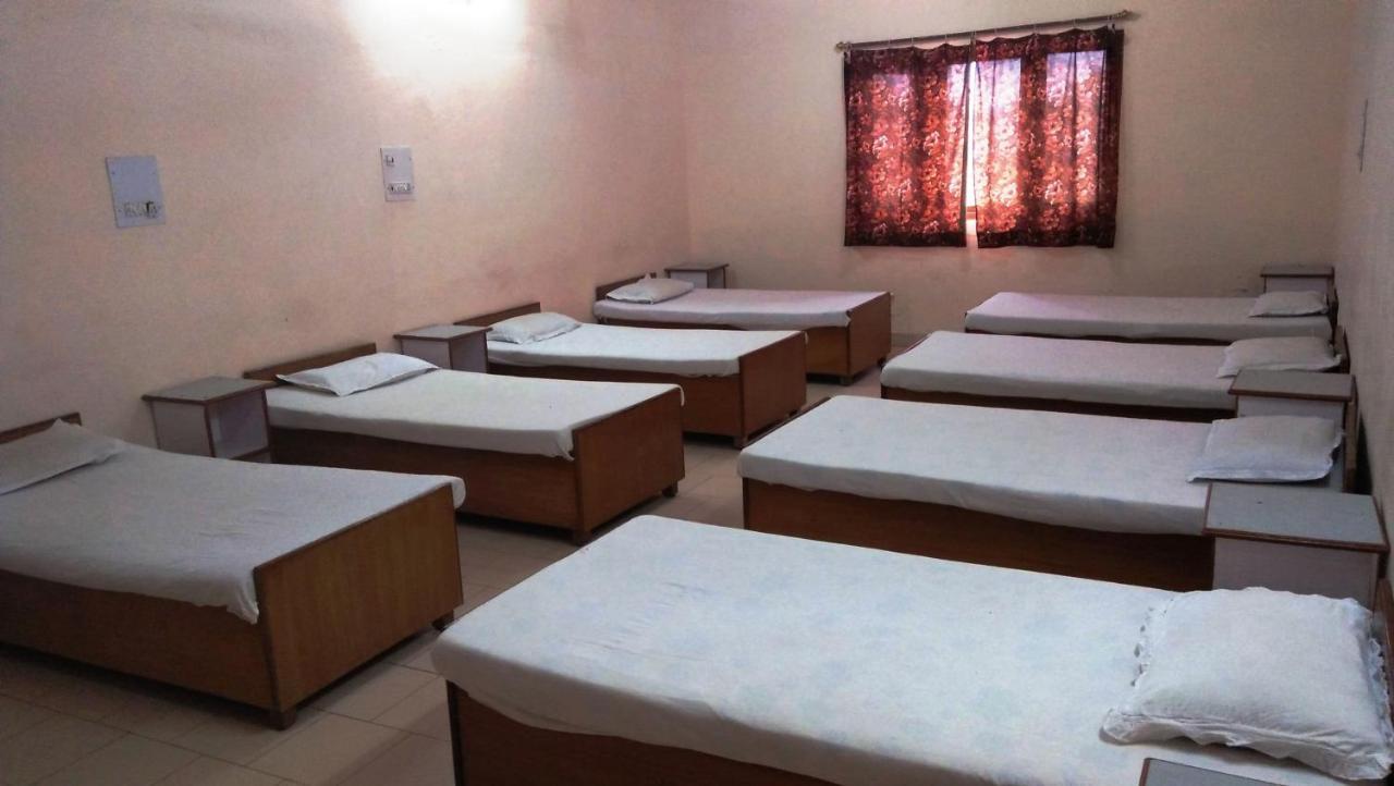 Pops Resort Pālampur Esterno foto
