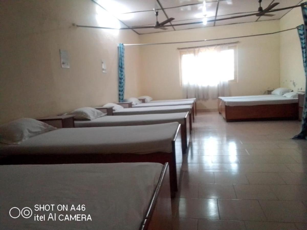 Pops Resort Pālampur Esterno foto
