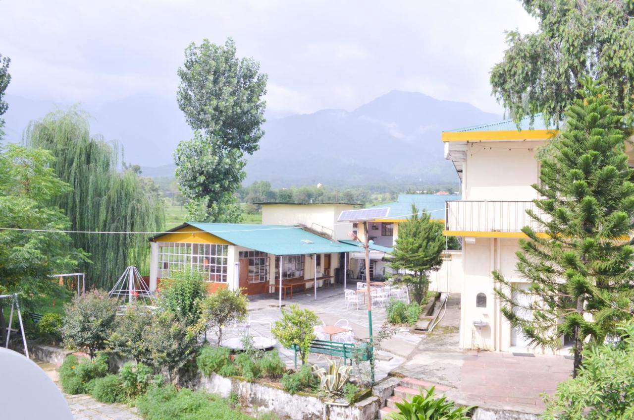 Pops Resort Pālampur Esterno foto